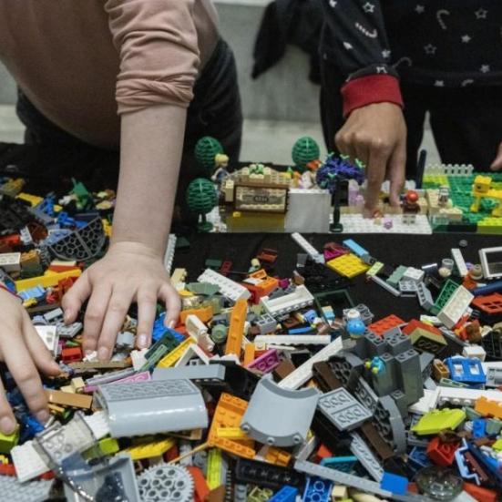 LEGO Build the change