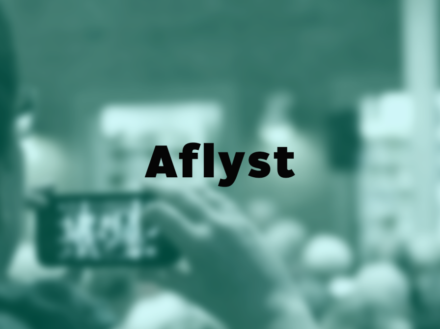 Teksten "Aflyst" på en sløret grøn baggrund.